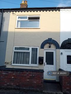 2 bedroom terraced house to rent, Maygrove Road, Great Yarmouth, NR30