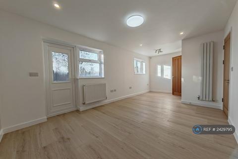 1 bedroom maisonette to rent, Pockeridge Road, Corsham, SN13