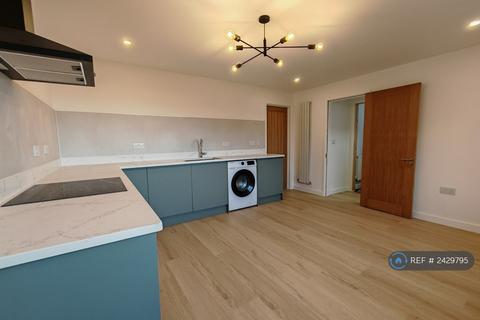 1 bedroom maisonette to rent, Pockeridge Road, Corsham, SN13