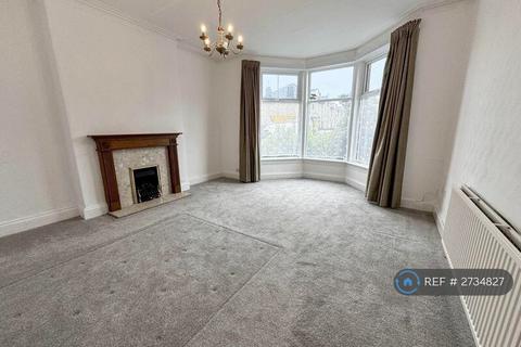 2 bedroom flat to rent, Crow Road, Glasgow, G13