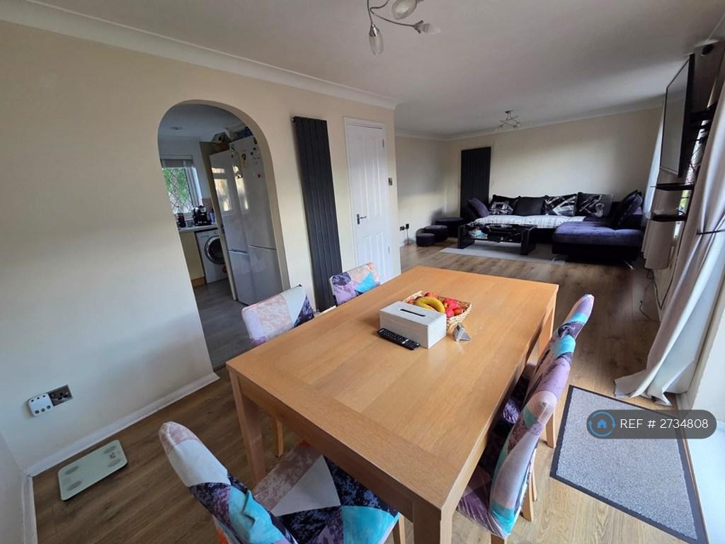 Shared Living/Dining Area