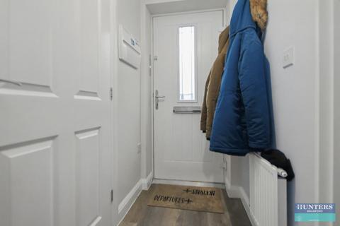 3 bedroom semi-detached house for sale, Fetlock drive Bradford, West Yorkshire, BD2 3FH