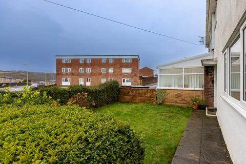 3 bedroom semi-detached house for sale, Cae'r Gwerlas, Tonyrefail, Porth