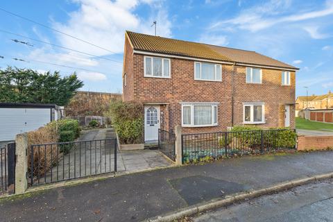 3 bedroom semi-detached house for sale, Manygates Crescent, Waekefield, WF1
