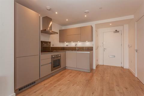 1 bedroom flat to rent, Legacy Tower, London E15