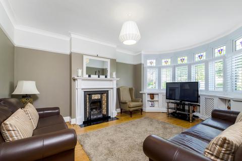 4 bedroom semi-detached house for sale, Ravensbourne Avenue Bromley BR2