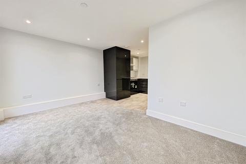 1 bedroom flat to rent, Canal Walk, Southampton SO14