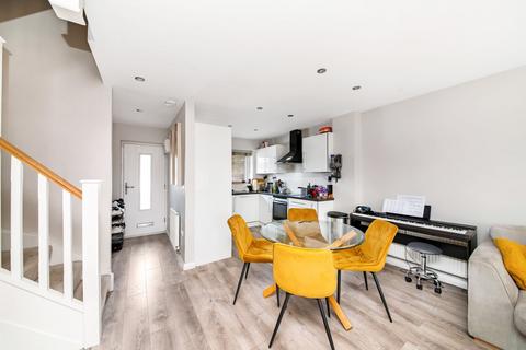 2 bedroom terraced house for sale, The Cutting, Brockholes, HD9