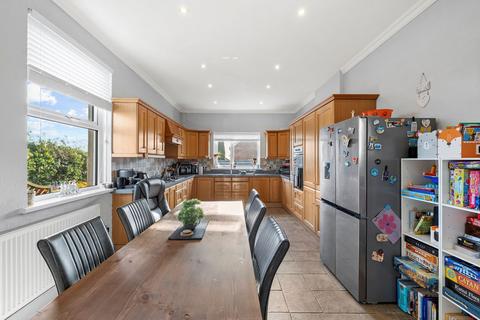undefined, Queens Road, Sketty, Swansea, SA2