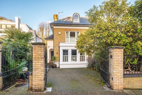 5 bedroom semi-detached house for sale, Chartfield Avenue, London SW15