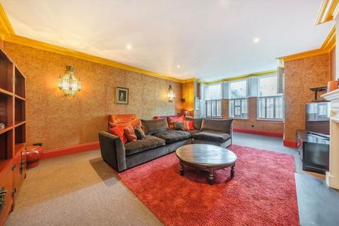 undefined, Chartfield Avenue, London SW15