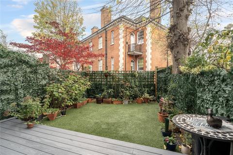 undefined, Pine Grove, Wimbledon, London, SW19