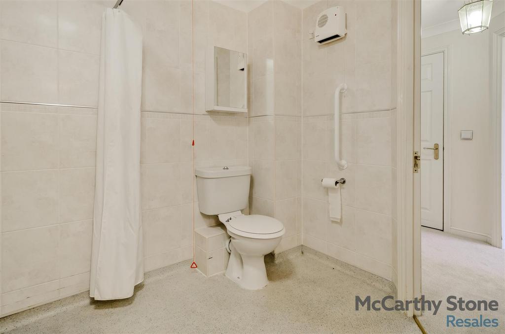 8673356-interior11.jpg