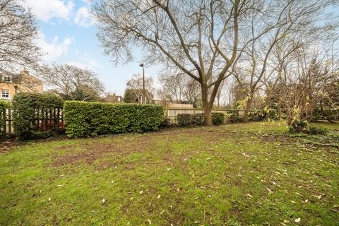 1 bedroom flat for sale, Boileau Road, London SW13