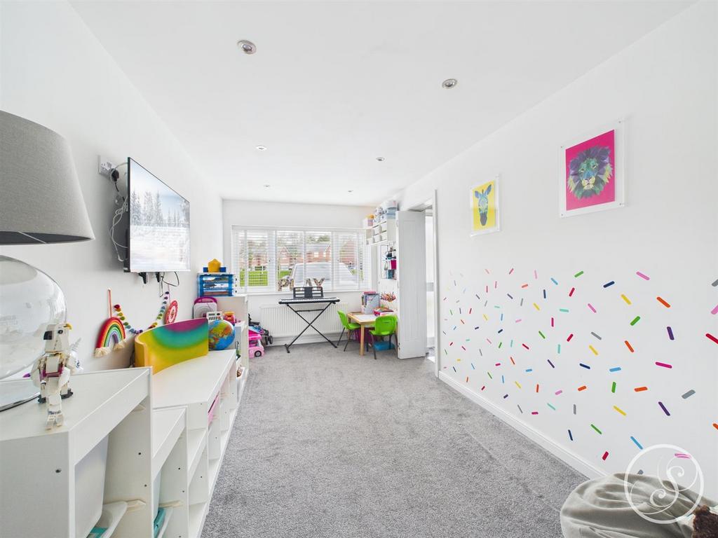 Second sitting room/ play room
