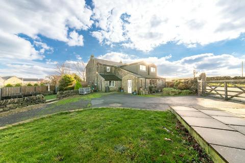 2 bedroom cottage for sale, Cross Heights, Scholes, HD9