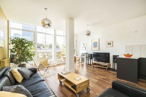 2 bedroom flat for sale - Bunhill Row, London EC1Y
