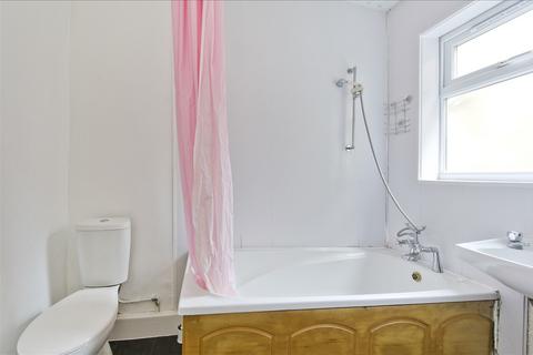 1 bedroom flat for sale, Percy Road, Shepherd's Bush W12