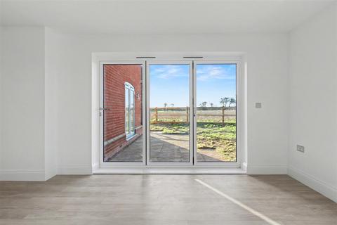 5 bedroom detached house for sale, Stunning Corner Plot with Reaching Field Views