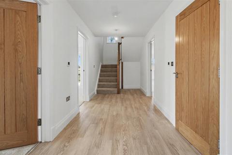 5 bedroom detached house for sale, Stunning Corner Plot with Reaching Field Views