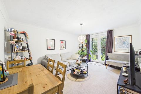 2 bedroom apartment for sale, Gould Close, Newbury, Berkshire, RG14