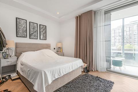 1 bedroom apartment to rent, Halliday House, 2 Circus Road West, London, SW11