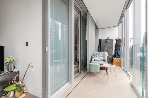 1 bedroom apartment to rent, Halliday House, 2 Circus Road West, London, SW11
