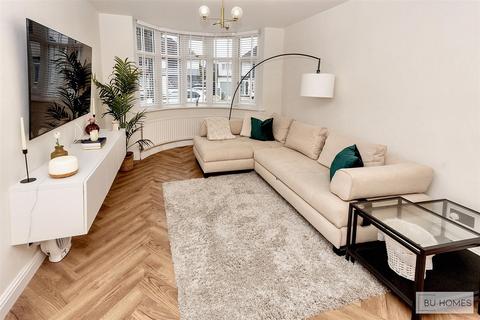 3 bedroom semi-detached house for sale, Shalford Road, Solihull