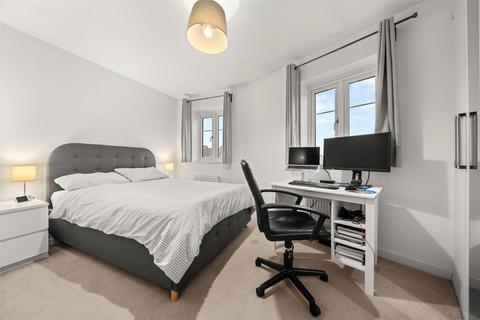 2 bedroom apartment to rent, William Heelas Way, Berkshire RG40