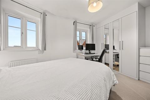 undefined, William Heelas Way, Berkshire RG40