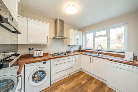 undefined, Ripley Road, Hampton TW12