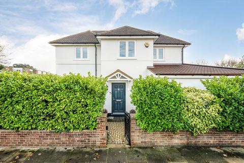 undefined, Wellington Road, Hampton TW12