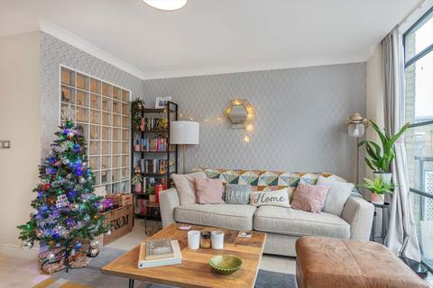 1 bedroom flat for sale, Ferry Lane, Brentford TW8