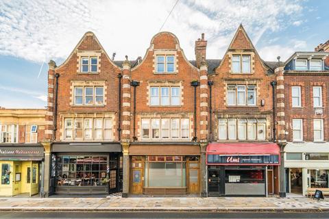 1 bedroom flat for sale, York Street, Twickenham TW1