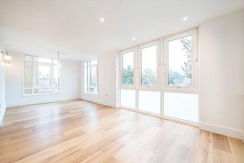 2 bedroom flat for sale, Candler Mews, Twickenham TW1