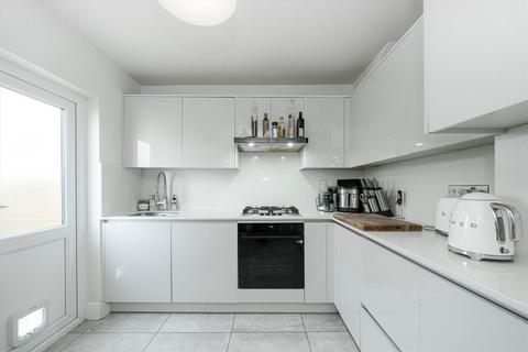 undefined, Hospital Bridge Road, Twickenham TW2