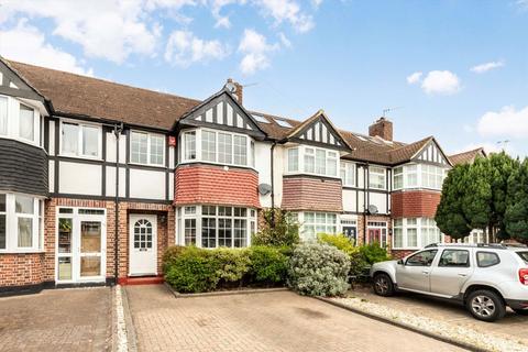 Devon Avenue, Twickenham TW2