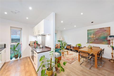 3 bedroom apartment for sale, Atkins Square, Dalston Lane, London, E8