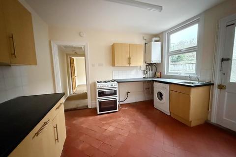 2 bedroom ground floor flat to rent, Spring Road, Suffolk IP4