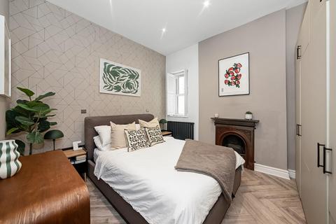 1 bedroom apartment for sale, Thurlow Park Road, Dulwich, London, SE21