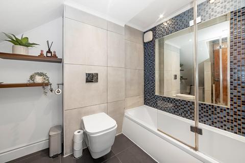 1 bedroom apartment for sale, Thurlow Park Road, Dulwich, London, SE21