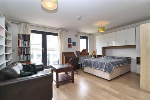 Studio to rent, Cardinal Place, Woking GU22