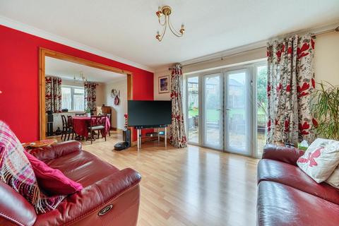 3 bedroom end of terrace house for sale, Bagshot, Surrey, GU19