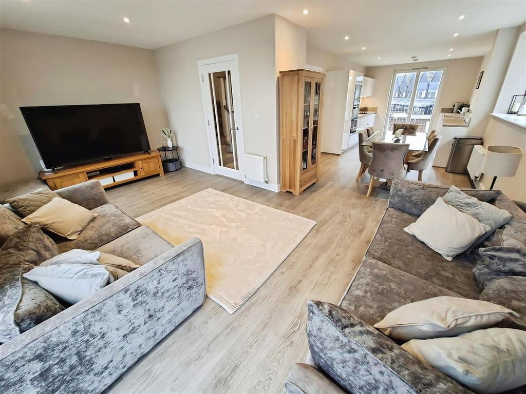 Open-Plan