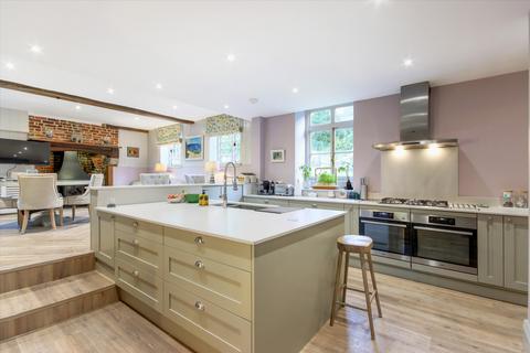 8 bedroom detached house for sale, Old Loose Hill, Loose, Maidstone, Kent, ME15