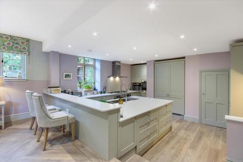 8 bedroom detached house for sale, Old Loose Hill, Loose, Maidstone, Kent, ME15