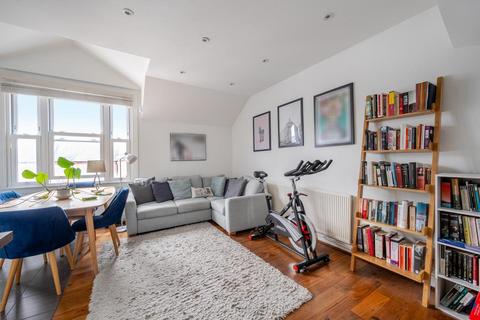 2 bedroom flat for sale, Hemstal Road,  West Hampstead,  NW6