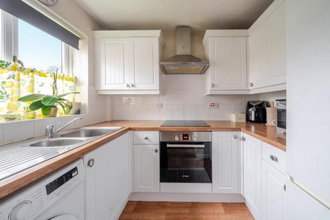 2 bedroom terraced house for sale, Lightwater,  Surrey,  GU18