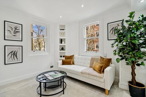 1 bedroom apartment for sale, Nevern Square, Earls Court, London, SW5