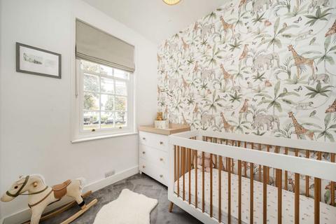 3 bedroom maisonette for sale, Swaby Road, London SW18